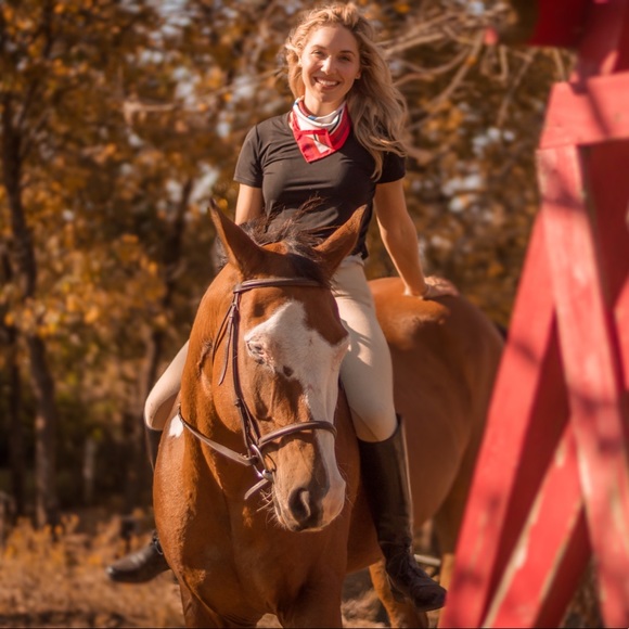 Meet your Posher, Constance - Picture 4 of 4